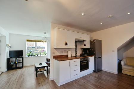 3 bedroom Town house to let in Canon Place, Southampton, SO19