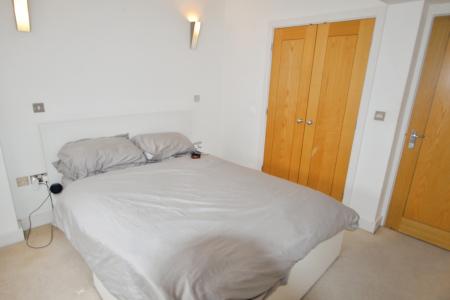 1 bedroom Flat to let in High Street, Southampton, SO14