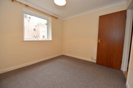 2 bedroom Flat to let in 27 Westwood Road, Southampton, SO17