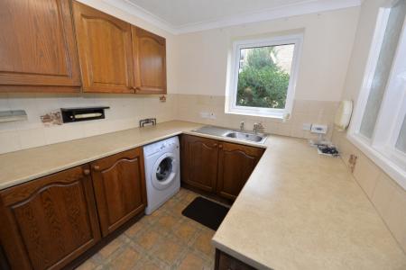 2 bedroom Flat to let in 27 Westwood Road, Southampton, SO17