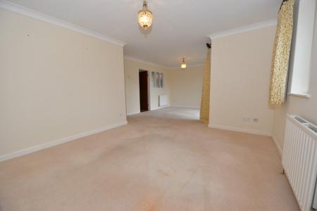2 bedroom Flat to let in 27 Westwood Road, Southampton, SO17