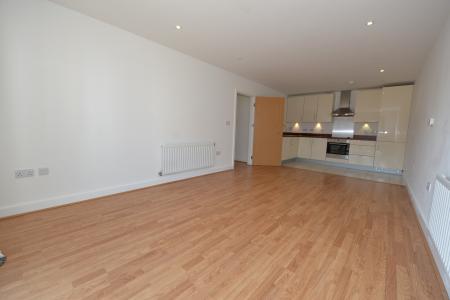 2 bedroom Flat to let in John Thornycroft Road, Southampton, SO19