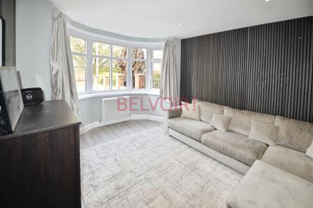 4 bedroom Semi-detached house to let in Upper Brownhill Road, Maybush, Southampton, SO16