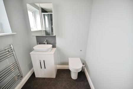 4 bedroom Semi-detached house to let in Upper Brownhill Road, Maybush, Southampton, SO16