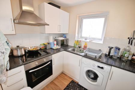 1 bedroom Flat to let in Cobbet Road, Southampton, SO18