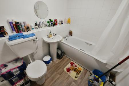 1 bedroom Flat to let in Cobbet Road, Southampton, SO18