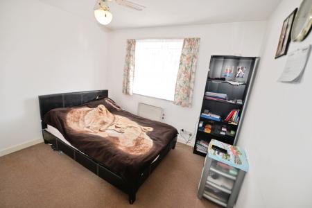 1 bedroom Flat to let in Cobbet Road, Southampton, SO18