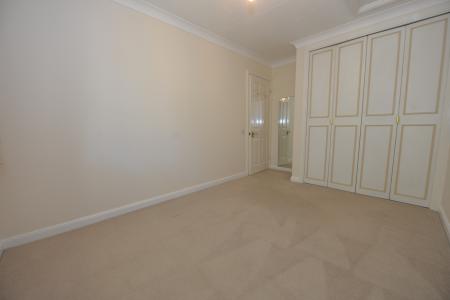 2 bedroom Flat to let in Westwood Road, Southampton, SO17