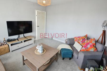 1 bedroom Flat to let in King Edward Avenue, Shirley, Southampton, SO16