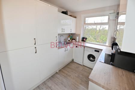 1 bedroom Flat to let in King Edward Avenue, Shirley, Southampton, SO16
