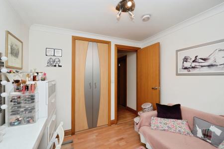 2 bedroom Flat to let in Canute Road, Southampton, SO14