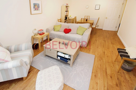 2 bedroom Flat to let in Archers Road, Southampton, SO15