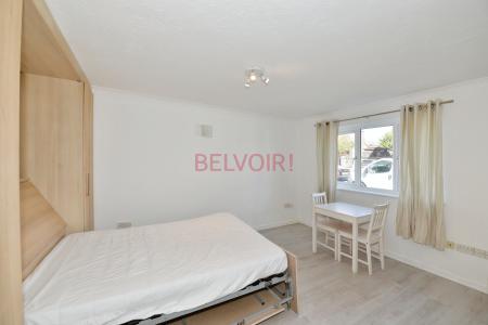 1 bedroom Studio flat to let in Kitchener Road, Southampton, SO17