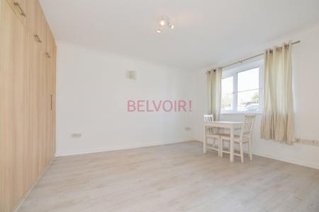 1 bedroom Studio flat to let in Kitchener Road, Southampton, SO17