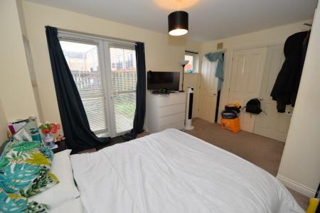 4 bedroom Town house to let in White Star Place, Southampton, SO14