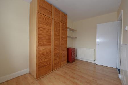 3 bedroom Semi-detached house to let in Honeysuckle Road, Southampton, SO16