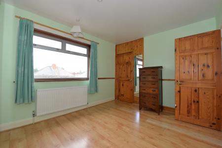 3 bedroom Semi-detached house to let in Honeysuckle Road, Southampton, SO16