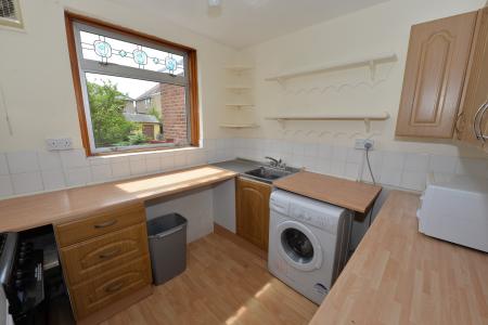 3 bedroom Semi-detached house to let in Honeysuckle Road, Southampton, SO16