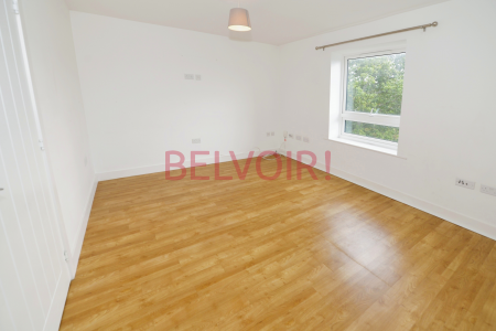 2 bedroom Flat to let in Mansfield Park Street, Southampton, SO18