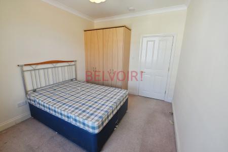 2 bedroom Flat to let in Canute Road, Southampton, SO14