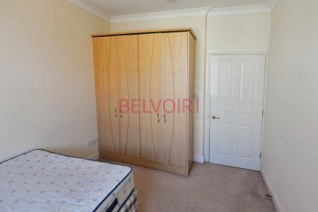 2 bedroom Flat to let in Canute Road, Southampton, SO14