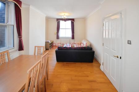 Canute Road, Southampton, SO14
