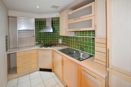 2 bedroom Flat to let in Canute Road, Southampton, SO14