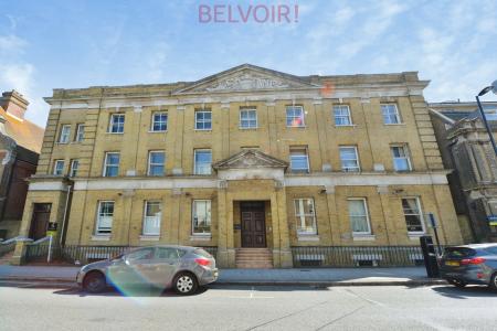 Canute Road, Southampton, SO14
