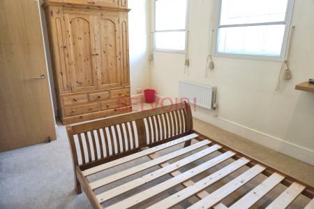 2 bedroom Flat to let in Platform Road, Southampton, SO14