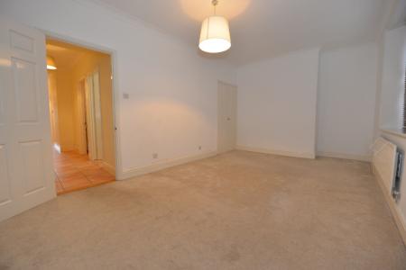 1 bedroom Flat to let in St Peter Street, Winchester, SO23