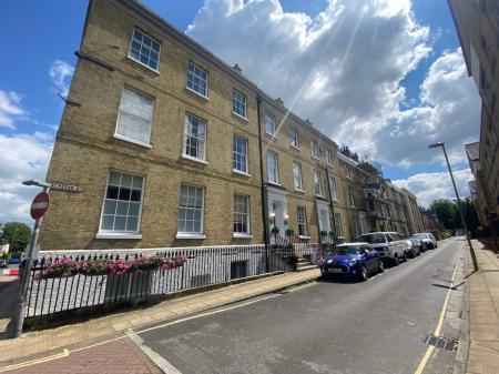 St Peter Street, Winchester, SO23