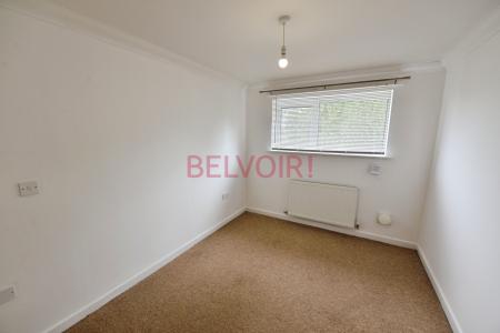 2 bedroom Flat to let in 9 Bournemouth Road, Chandler's Ford, SO53