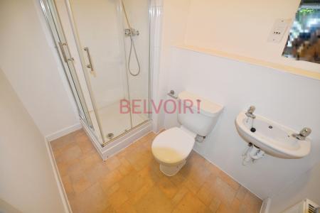 2 bedroom Flat to let in 9 Bournemouth Road, Chandler's Ford, SO53