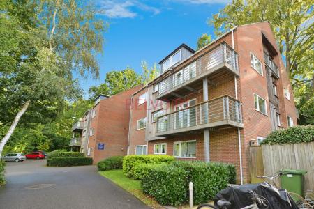 9 Bournemouth Road, Chandler's Ford, SO53
