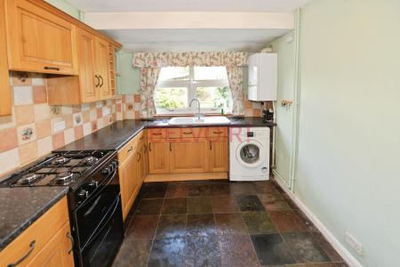 2 bedroom Terraced House to let in Romsey Road, Shirley, Southampton, SO16