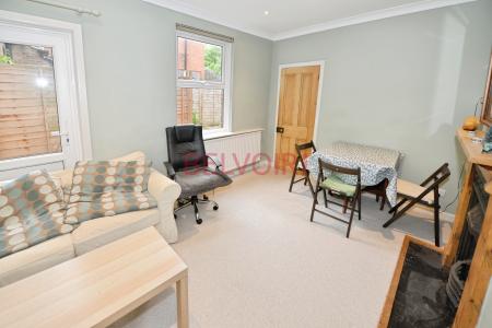 5 bedroom Semi-detached house to let in Gordon Avenue, Portswood, Southampton, SO14