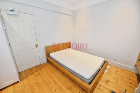 5 bedroom Semi-detached house to let in Gordon Avenue, Portswood, Southampton, SO14