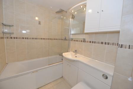 2 bedroom Flat to let in Westridge Road, Southampton, SO17