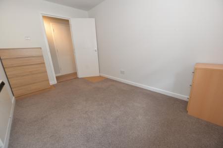 2 bedroom Flat to let in Westridge Road, Southampton, SO17