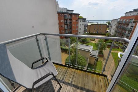 1 bedroom Flat to let in Briton Street, Southampton, SO14