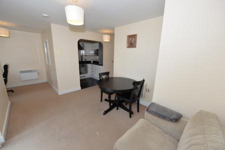 1 bedroom Flat to let in Briton Street, Southampton, SO14