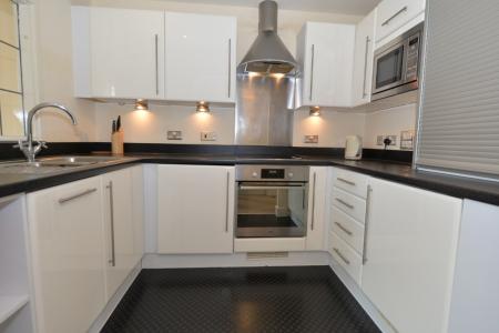 1 bedroom Flat to let in Briton Street, Southampton, SO14