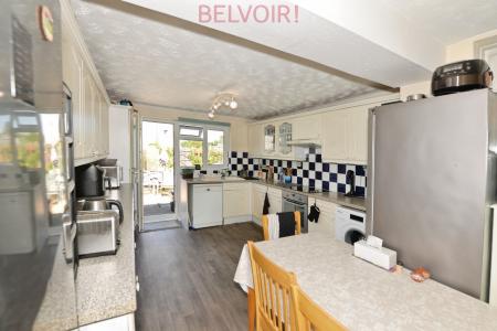3 bedroom Terraced House to let in Oakley Road, Southampton, SO16