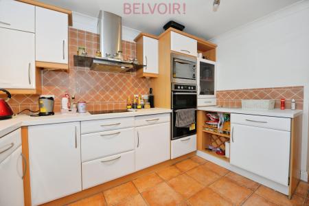 2 bedroom Flat to let in Handel Road, Southampton, SO15