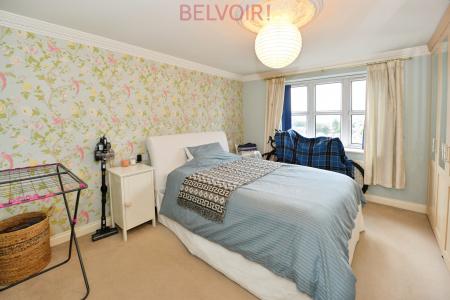2 bedroom Flat to let in Handel Road, Southampton, SO15