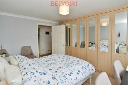 2 bedroom Flat to let in Handel Road, Southampton, SO15