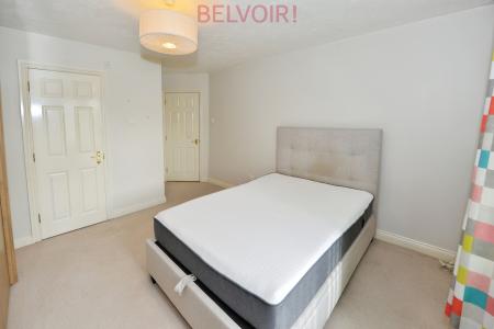 2 bedroom Flat to let in 20 Archers Road, Southampton, SO15