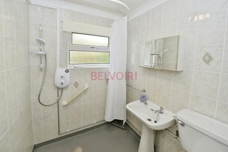 2 bedroom Flat for sale in Lincoln Court, Shirley, Southampton, SO15