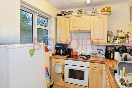 1 bedroom Flat for sale in Runnymede Court, West End, Southampton, SO30