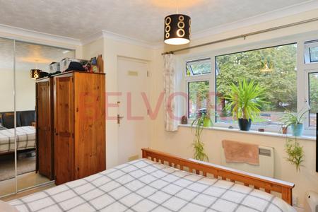 1 bedroom Flat for sale in Runnymede Court, West End, Southampton, SO30